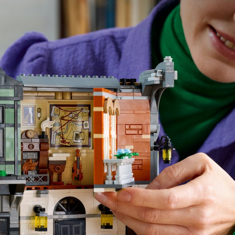 LEGO® Icons 10351 Knižní zarážka: Sherlock Holmes