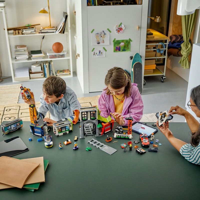 LEGO® City 60473 Věž City