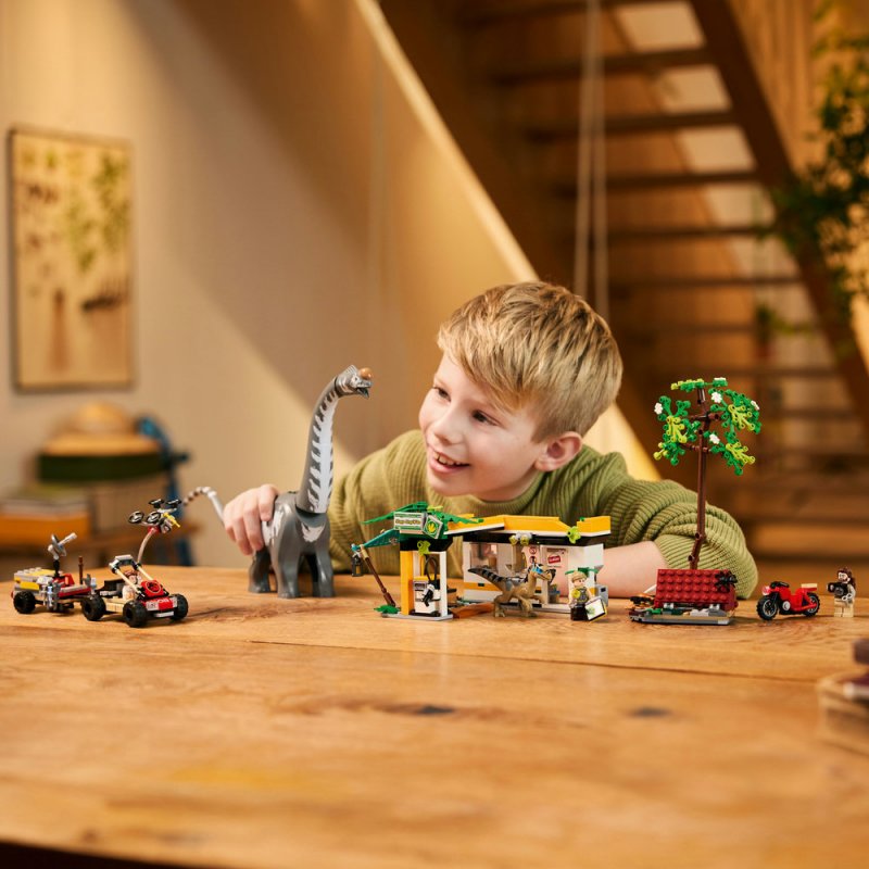 LEGO® Jurassic World™ 76973 Mise na sledování raptora a titanosaura