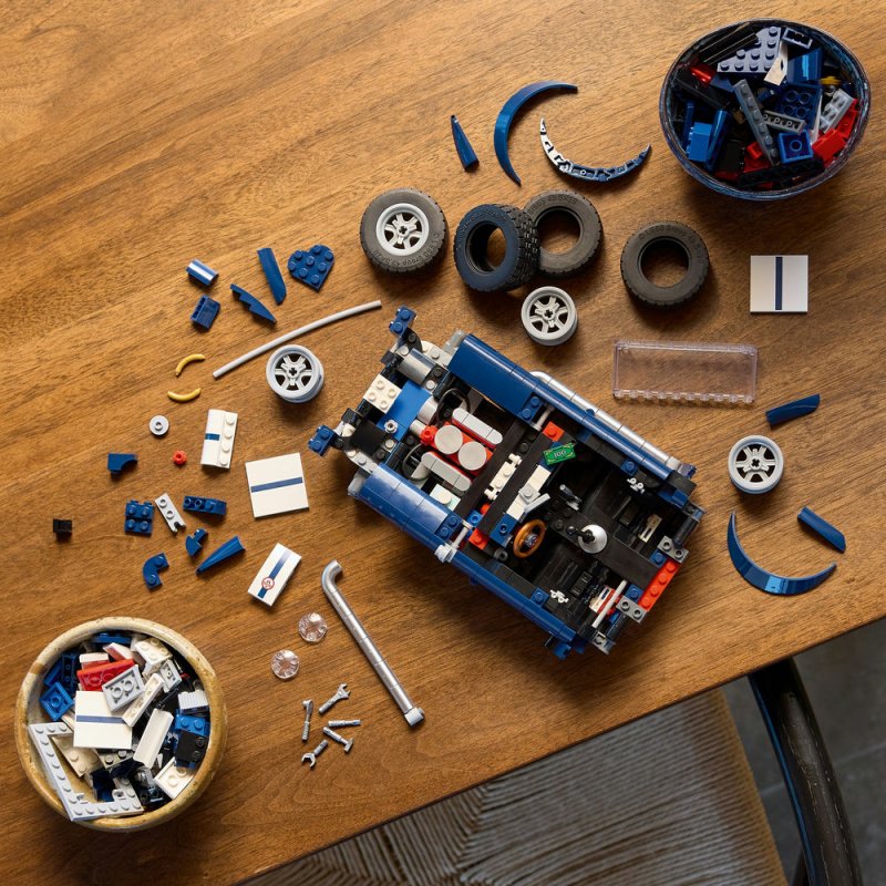 LEGO® Icons 10357 Shelby Cobra 427 S/C