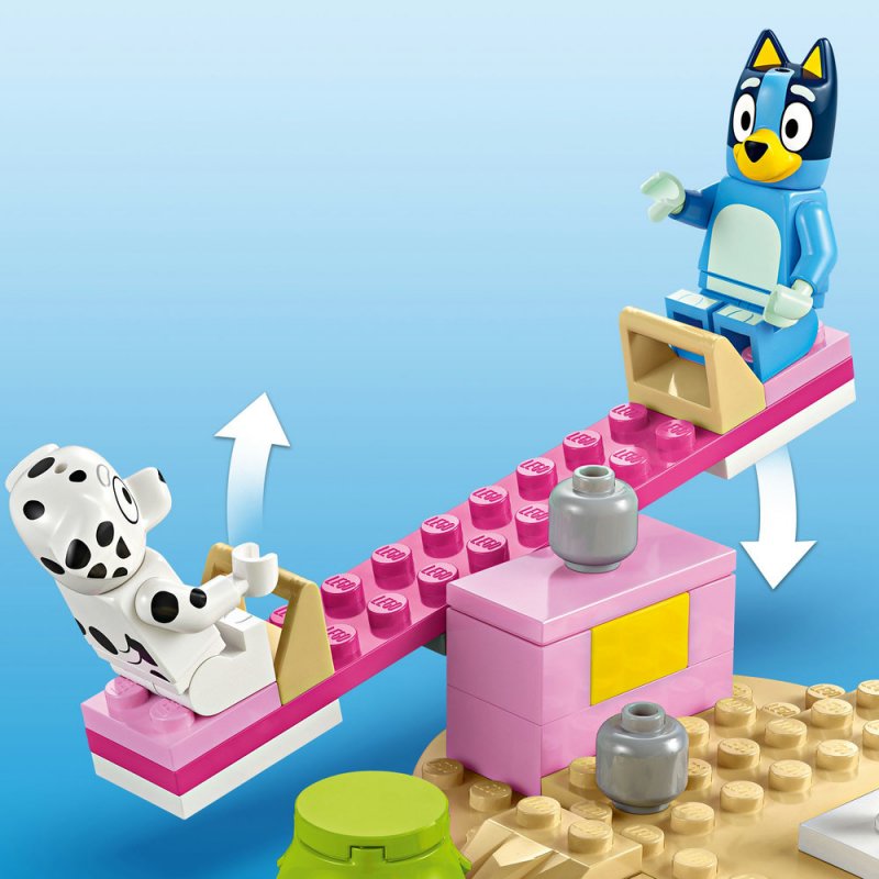 LEGO® Bluey 11201 Bluey, Chloe a zábava na hřišti
