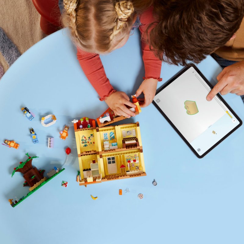 LEGO® Bluey 11203 Bluey a její rodinný dům