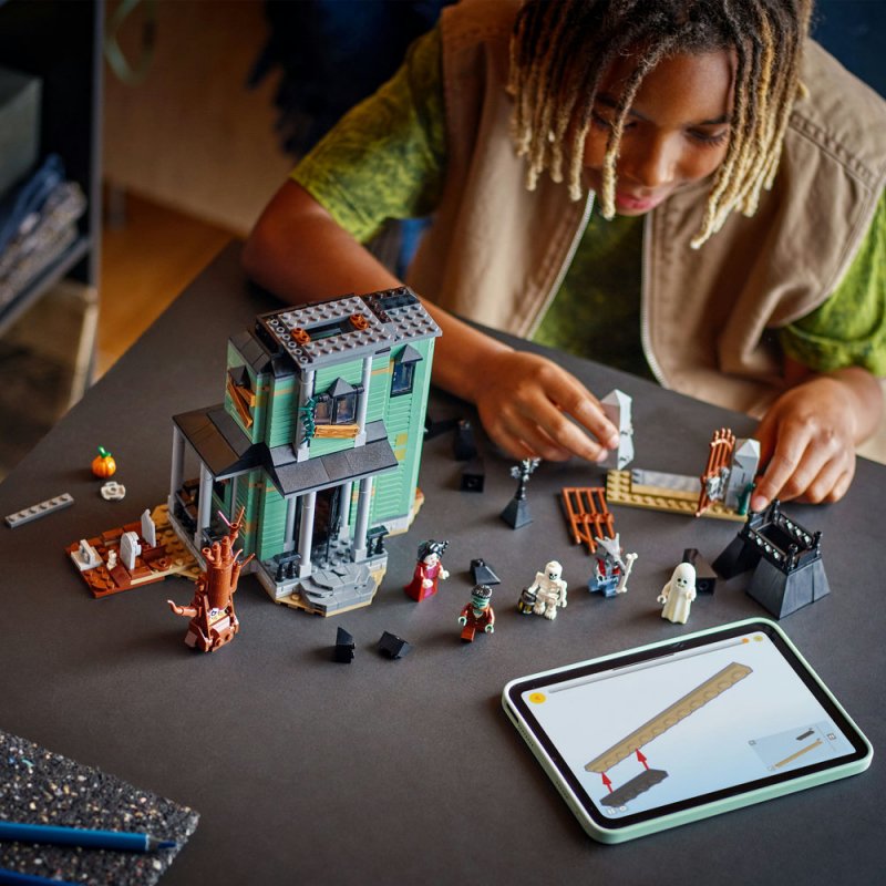 LEGO® Creator 3v1 31167 Strašidelný dům