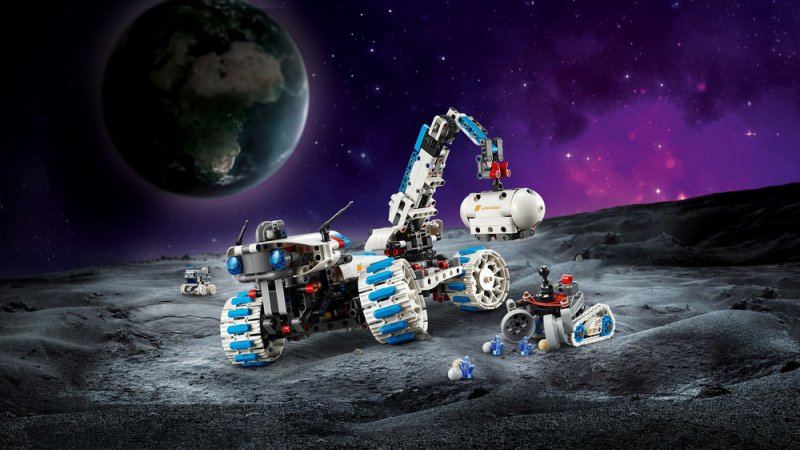 LEGO® Technic 42211 Lunární rover Lunar Outpost™