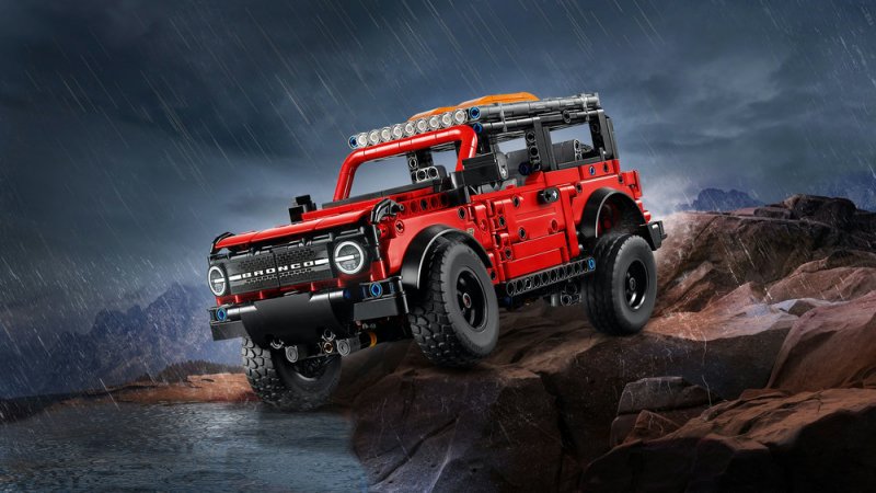 LEGO® Technic 42213 SUV Ford Bronco®