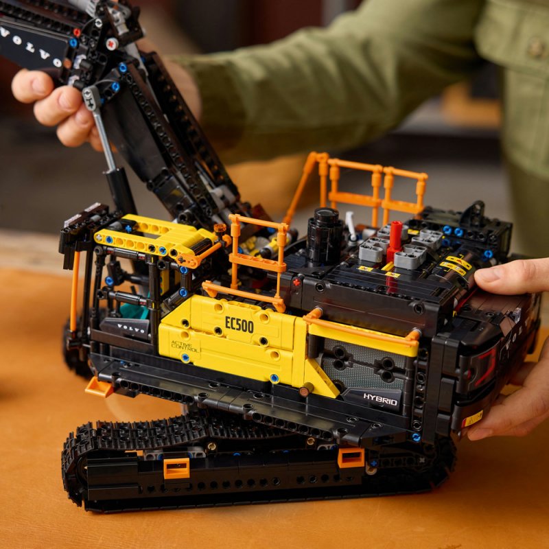 LEGO® Technic 42215 Bagr Volvo EC500 Hybrid