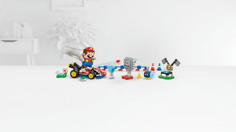 LEGO® Super Mario™ 72043 Mario Kart™ – Interaktivní LEGO® Mario™ a Standard Kart