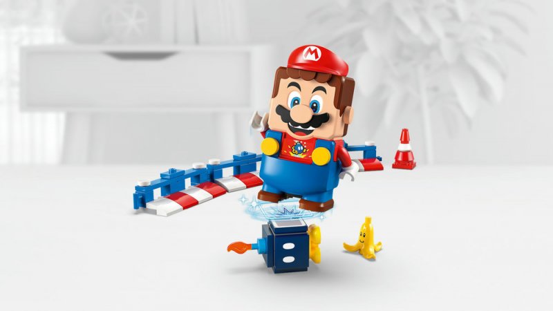 LEGO® Super Mario™ 72043 Mario Kart™ – Interaktivní LEGO® Mario™ a Standard Kart
