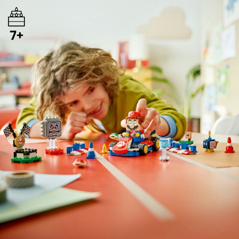 LEGO® Super Mario™ 72043 Mario Kart™ – Interaktivní LEGO® Mario™ a Standard Kart