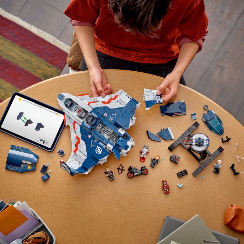 LEGO® ǀ Marvel 76325 Avengers: Age of Ultron Stíhačka Quinjet