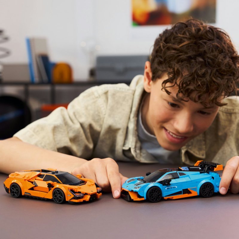 LEGO® Speed Champions 77238 Lamborghini Revuelto a Huracán STO