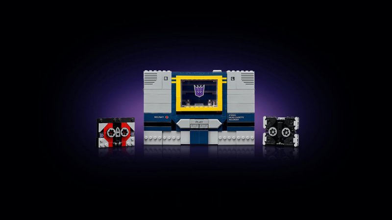 LEGO® Icons 10358 Transformers: Soundwave