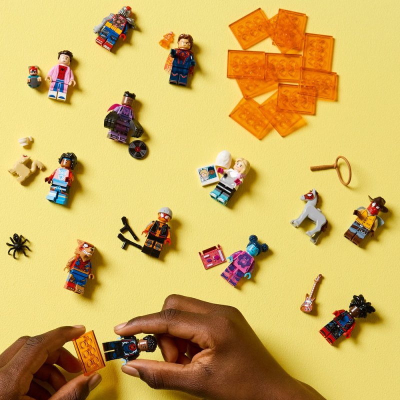 LEGO® Minifigurky 71050 Spider-Man: Napříč paralelními světy