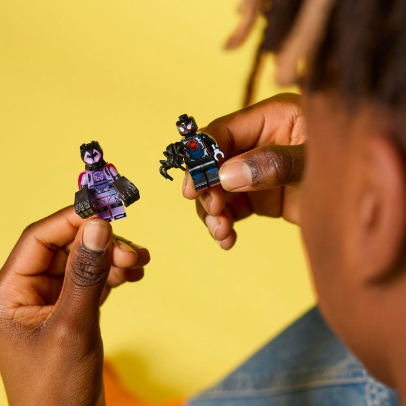 LEGO® Minifigurky 71050 Spider-Man: Napříč paralelními světy