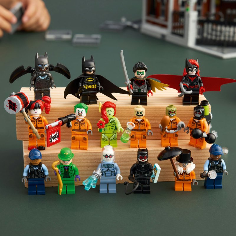 LEGO® DC Batman™ 76300 Arkham Asylum™