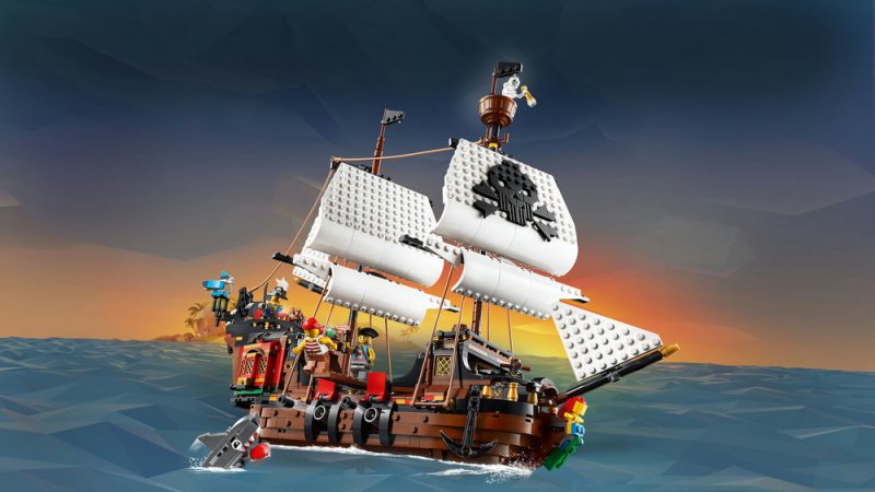 LEGO® Creator 31109 Pirátská loď