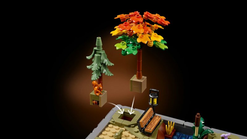 LEGO® Icons 11372 Chata a podzimní zahrada