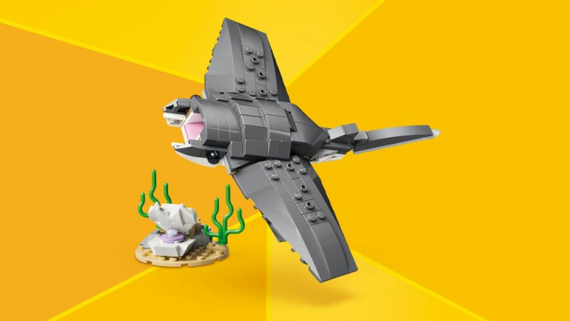 LEGO® Creator 3 v 1 31381 Divoký žralok a truhla s pokladem
