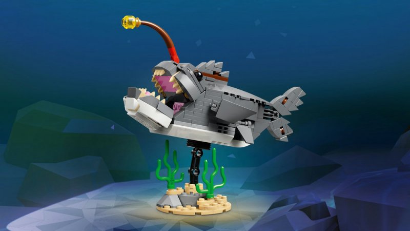 LEGO® Creator 3 v 1 31381 Divoký žralok a truhla s pokladem