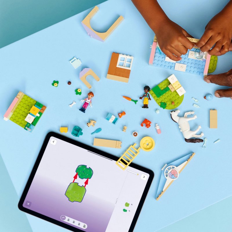 LEGO® Friends 42696 Veterinární klinika se zvířátky