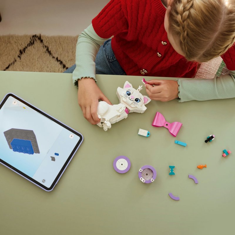 LEGO® │ Disney 43286 Roztomilá Marie z filmu Aristokočky