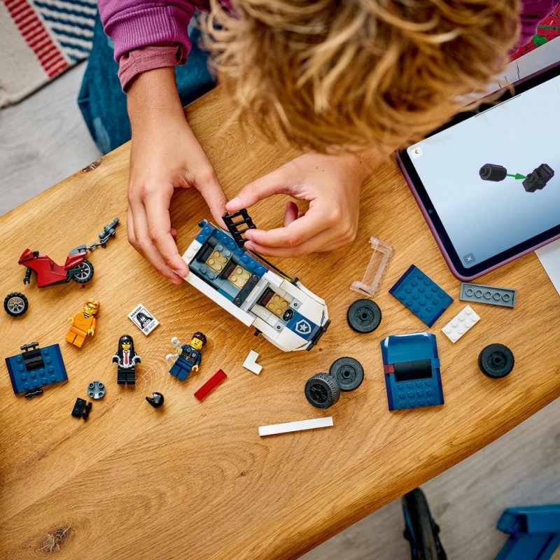 LEGO® City 60479 Policejní dodávka pro převoz vězňů