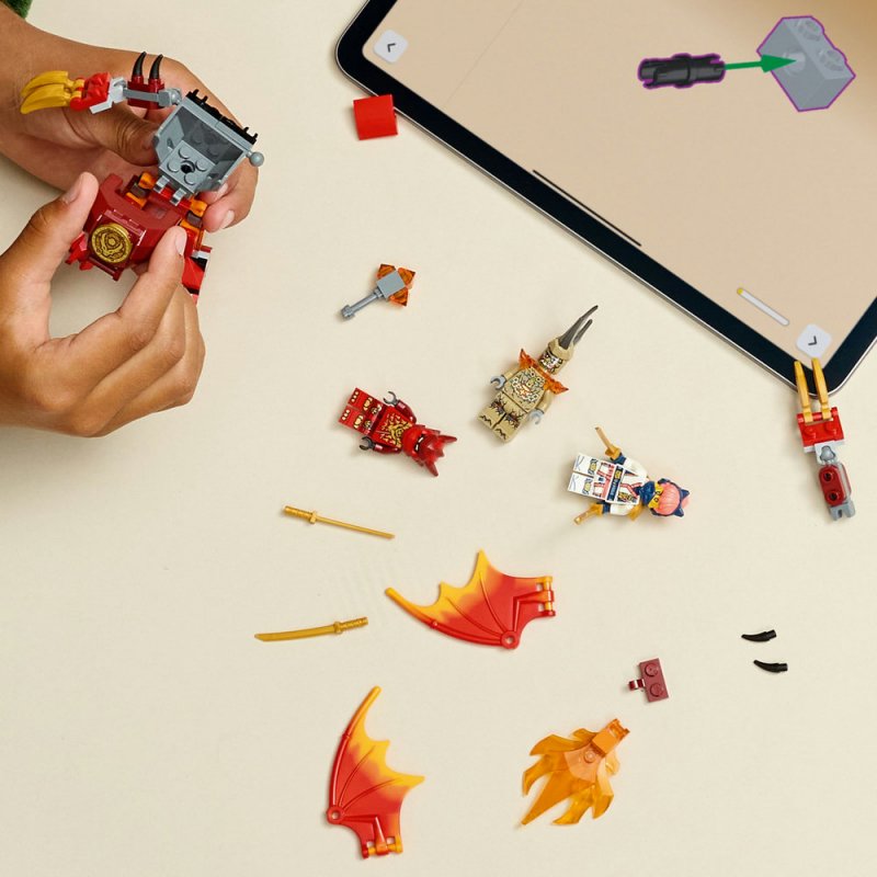 LEGO® NINJAGO® 71851 Kaiův bojový balíček s dračím oblekem