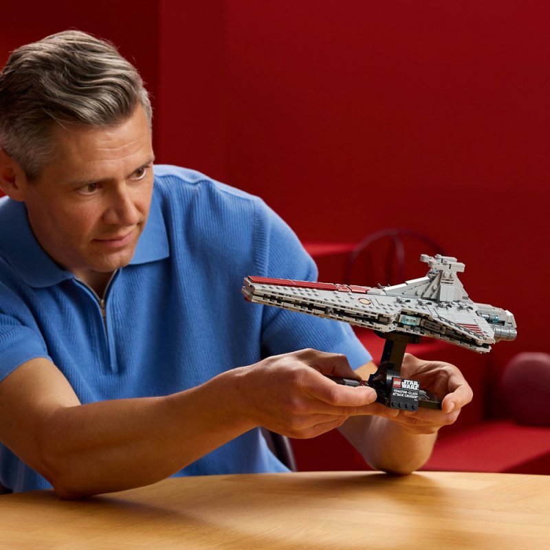 LEGO® Star Wars™ 75441 Útočný křižník třídy Venator