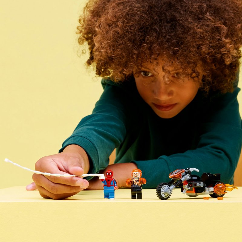 LEGO® ǀ Marvel 76335 Spider-Man vs. Ghost Rider na motorce