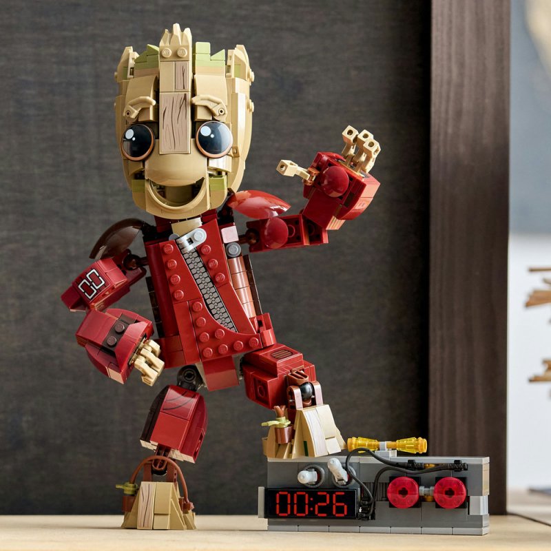 LEGO® ǀ Marvel 76341 Groot v kombinéze Plenitelů