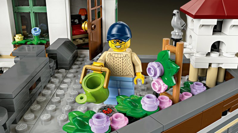 LEGO® Icons 11371 Obchodní ulice