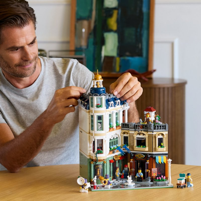 LEGO® Icons 11371 Obchodní ulice