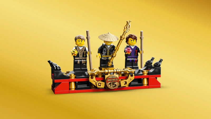 LEGO® NINJAGO® 71861 Staré město: 15 let NINJAGO