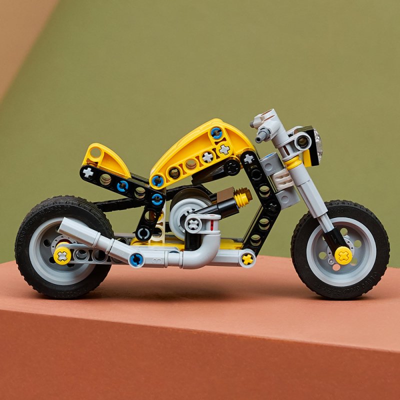 LEGO® Technic 42225 Žlutá motorka