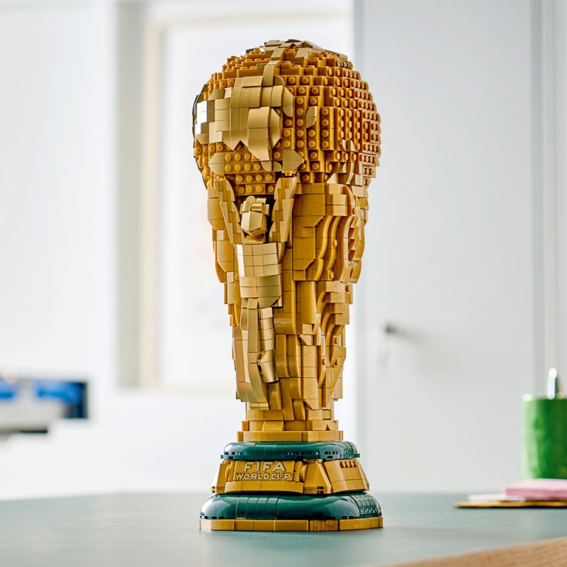 LEGO® Editions 43020 Oficiální trofej Mistrovství světa ve fotbale