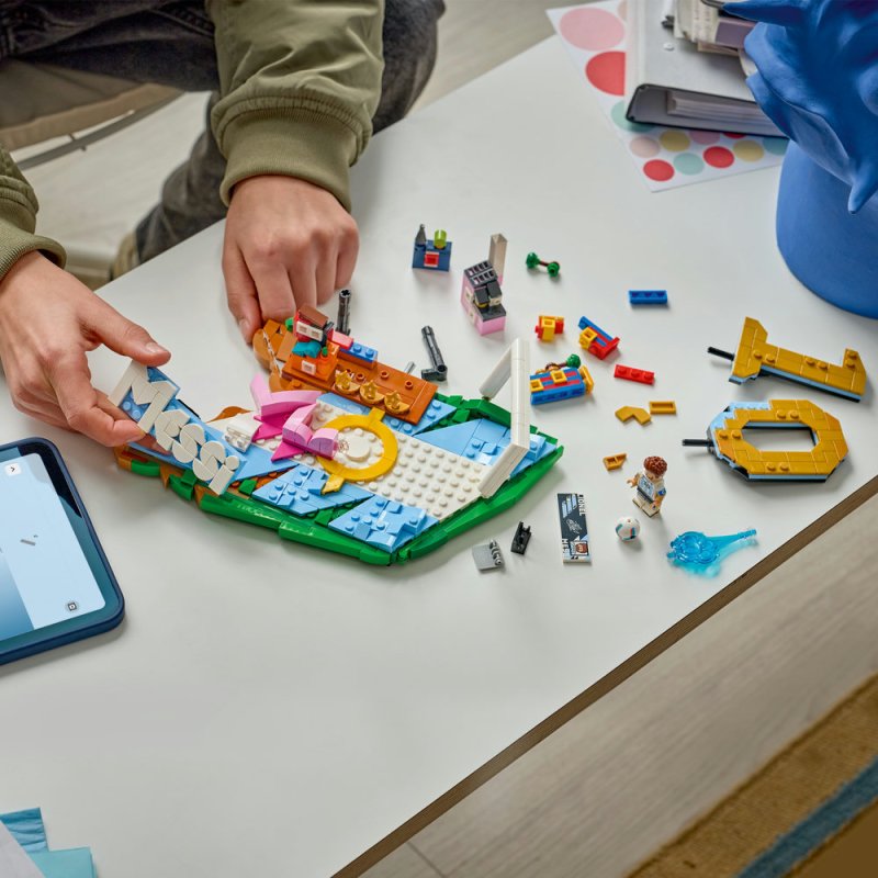 LEGO® Editions 43011 Lionel Messi – Hvězdné momenty fotbalu