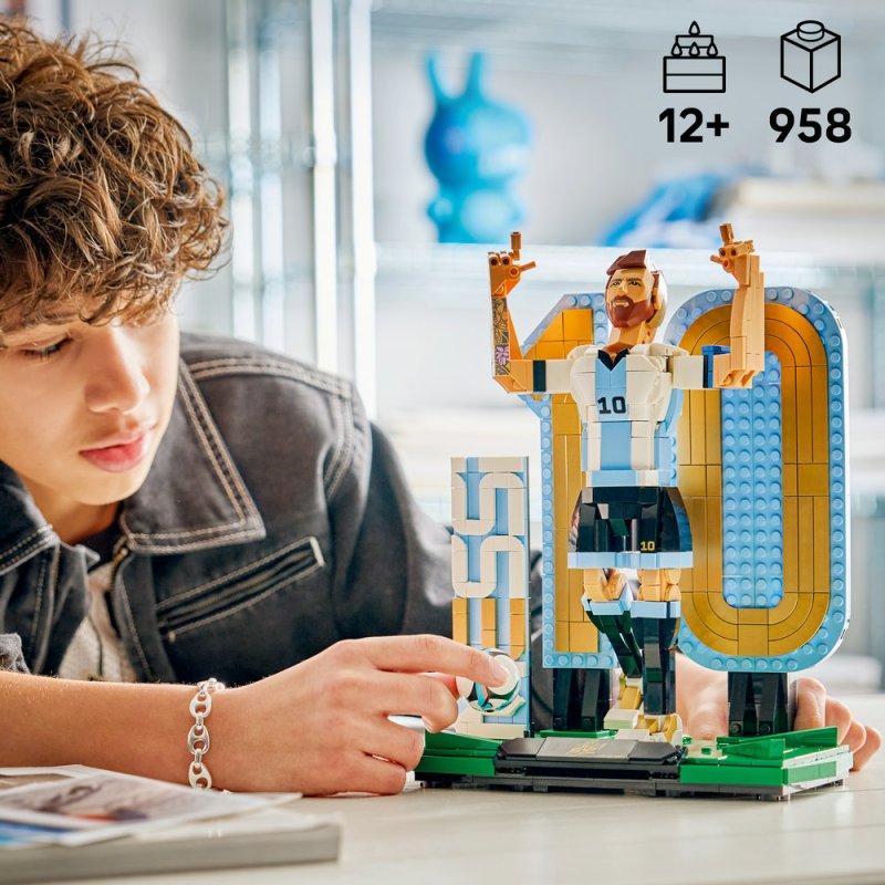LEGO® Editions 43015 Lionel Messi – Fotbalová legenda