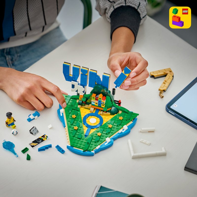 LEGO® Editions 43027 Vini Jr. – Hvězdné momenty fotbalu
