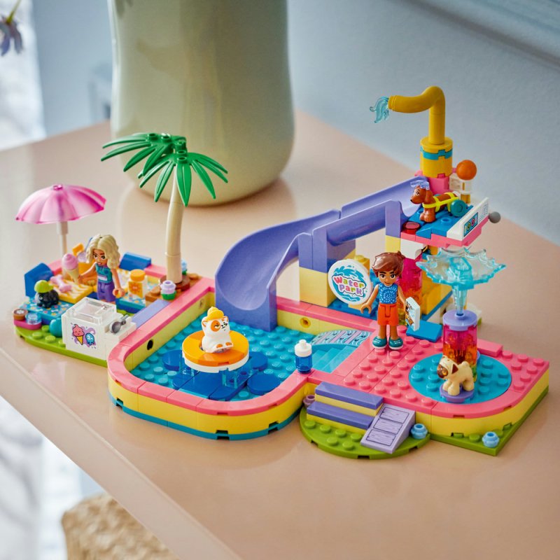 LEGO® Friends 42676 Zábavný den v aquaparku