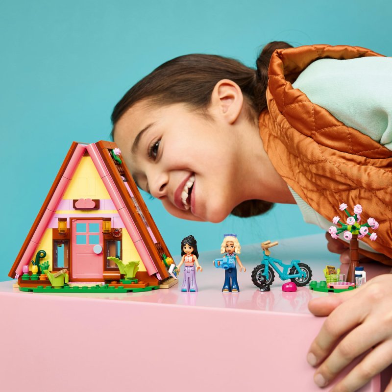 LEGO® Friends 42682 Glampingová chata v přírodě