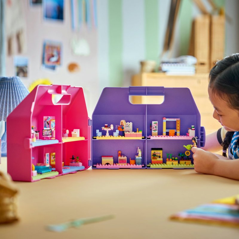 LEGO® Friends 42697 Kreativní kufřík a domek pro panenky