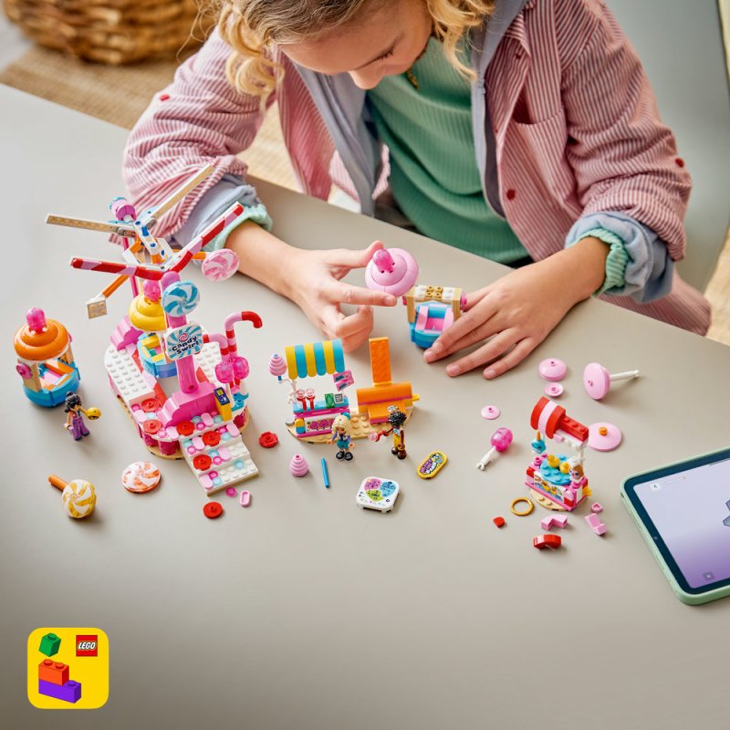 LEGO® Friends 42700 Kolotoč se sladkostmi a cupcaky
