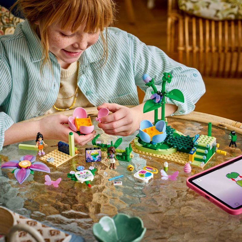LEGO® Friends 42702 Květinový kolotoč s vílami