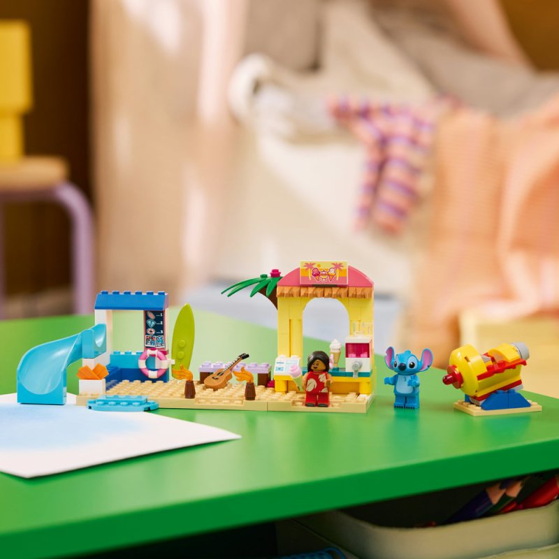 LEGO® │ Disney 43280 Zábava na pláži s Lilo a Stitchem