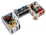 LEGO® Creator Expert 10255 Shromáždění na náměstí