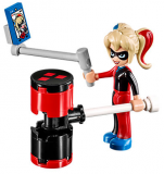 LEGO Super Hero Girls Studentská kolej Harley Quinn™ 41236