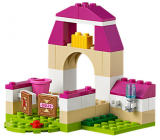 LEGO Juniors Mia a kufřík na farmu 10746