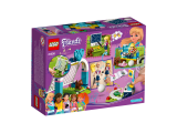 LEGO Friends Stephanie na fotbalovém tréninku 41330