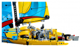 LEGO Technic Závodní jachta 42074