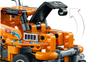 LEGO Technic Závodní tahač 42104